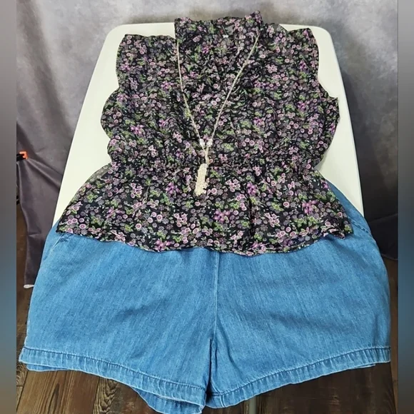 Fire Los Angeles Ruffled Sheer Floral Top Size Large - Picture 12 of 13